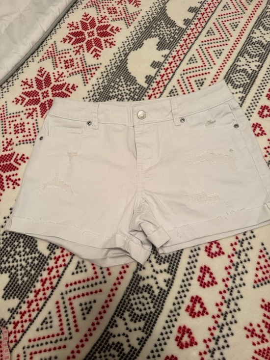 Southern Tide Pants - Southern Tide White Distressed Hayes Jean Shorts